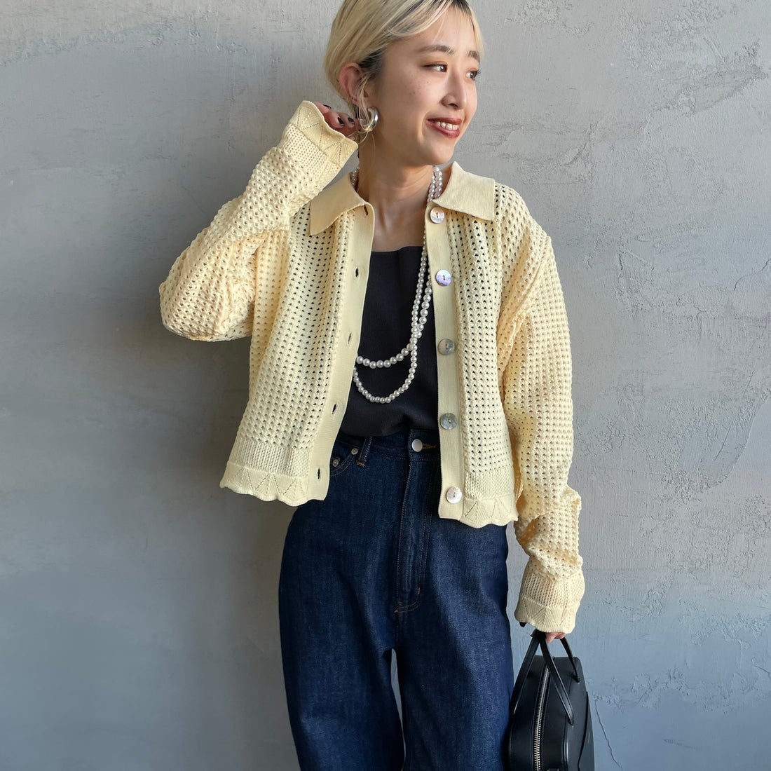 Maison de L'allure [メゾン ドゥ ラリュール] 襟付きメッシュニットプルオーバー [M24141012] 30 CREAM &&モデル身長：150cm 着用サイズ：F&&