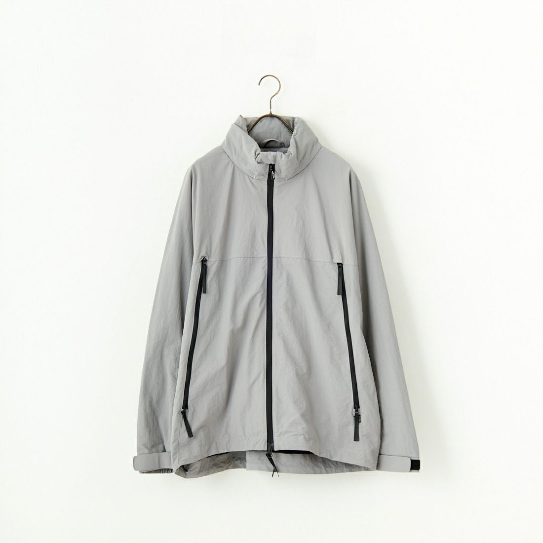 +phenix [プラスフェニックス] 別注 LEVEL7 ライトナイロンジャケット [POO-25023IN-JF] GRAY