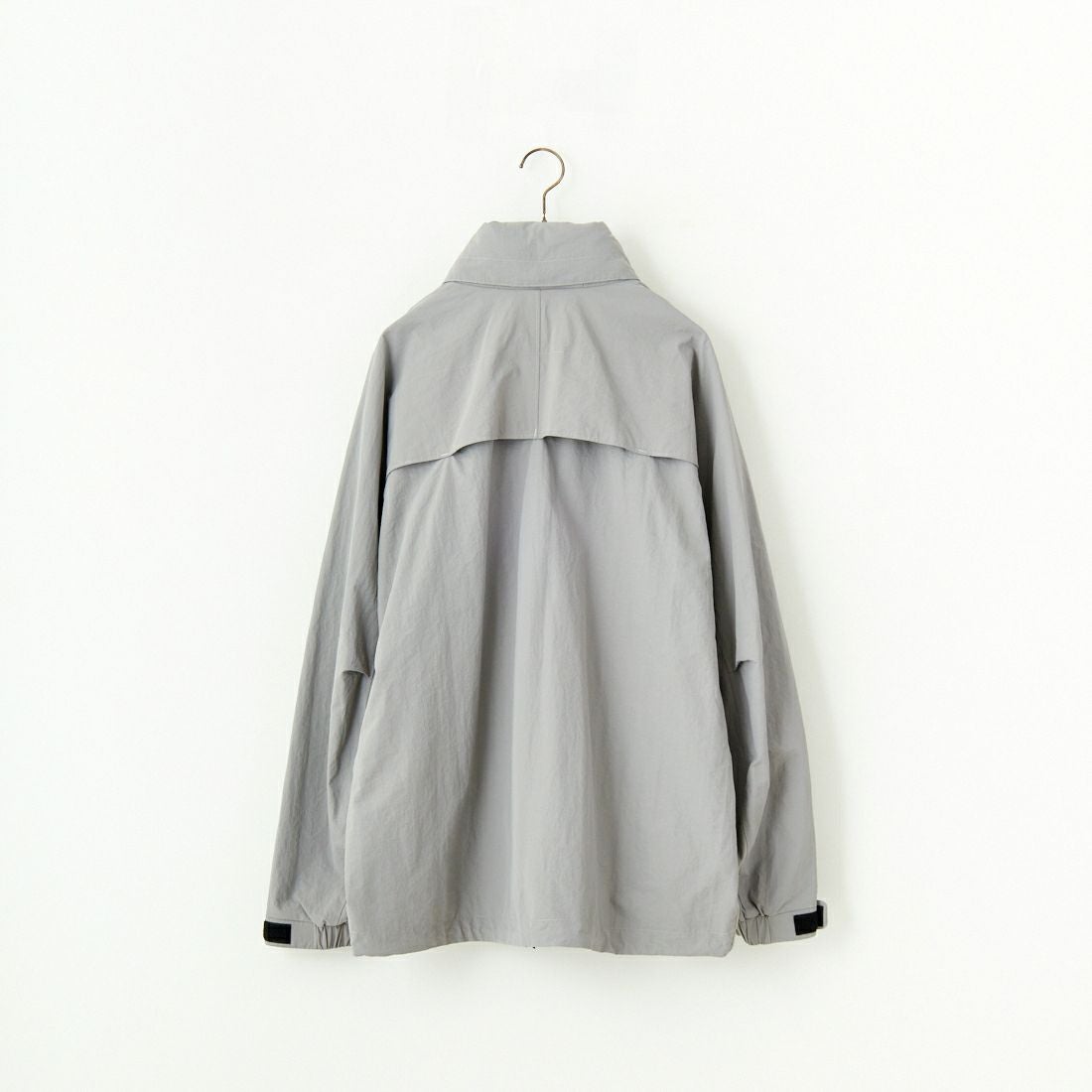 +phenix [プラスフェニックス] 別注 LEVEL7 ライトナイロンジャケット [POO-25023IN-JF] GRAY