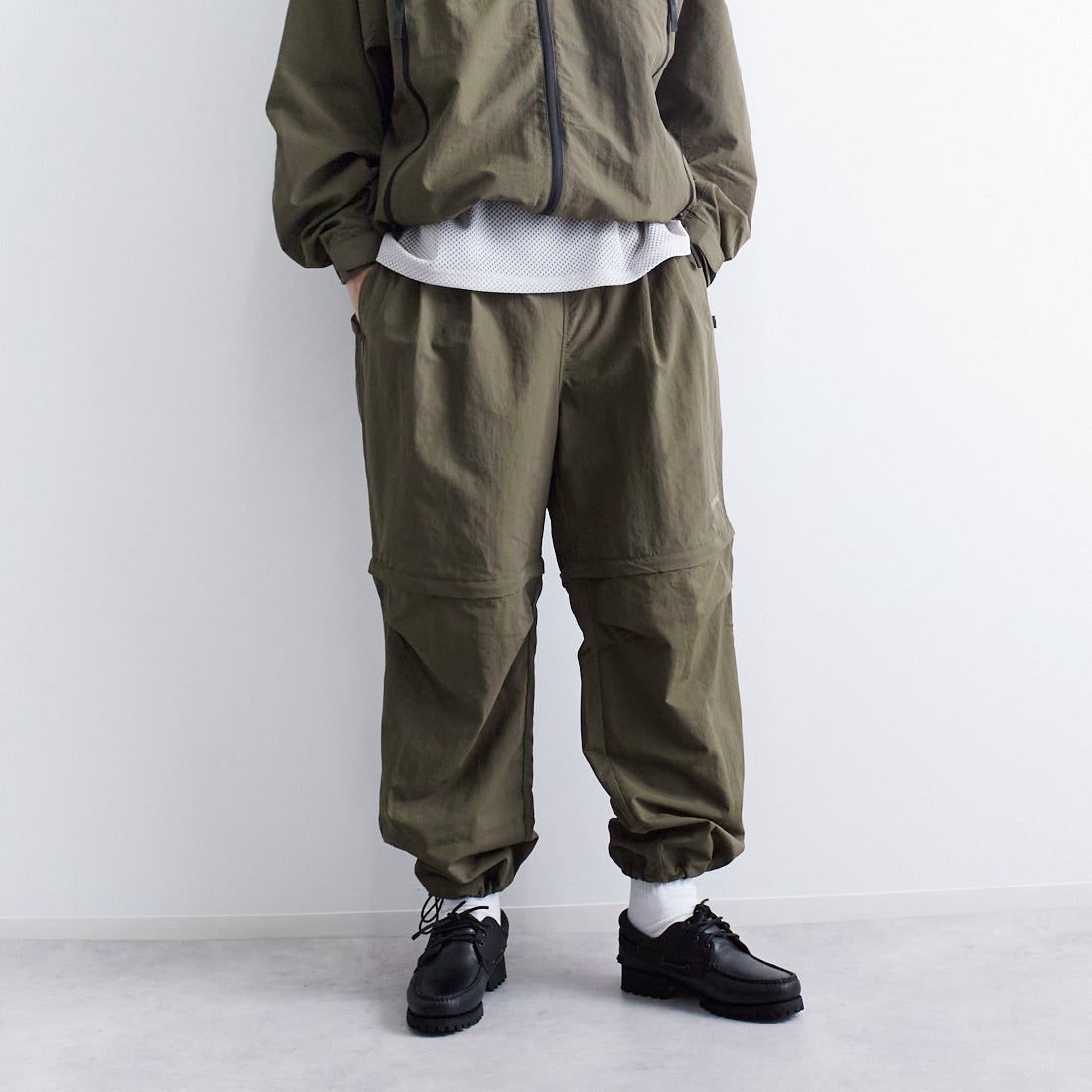 OLIVE&&モデル身長：179cm 着用サイズ：L&&