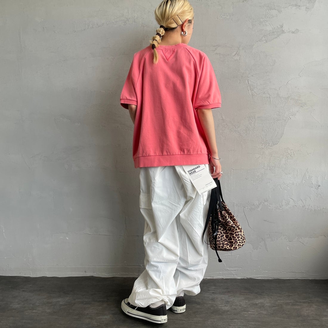 HANDTEX [ハンドテックス] 別注 ロゴプリント ラグランスリーブスウェット [HT7-CST-IN5-JF] ﾋﾟﾝｸ &&モデル身長：150cm 着用サイズ：F&&