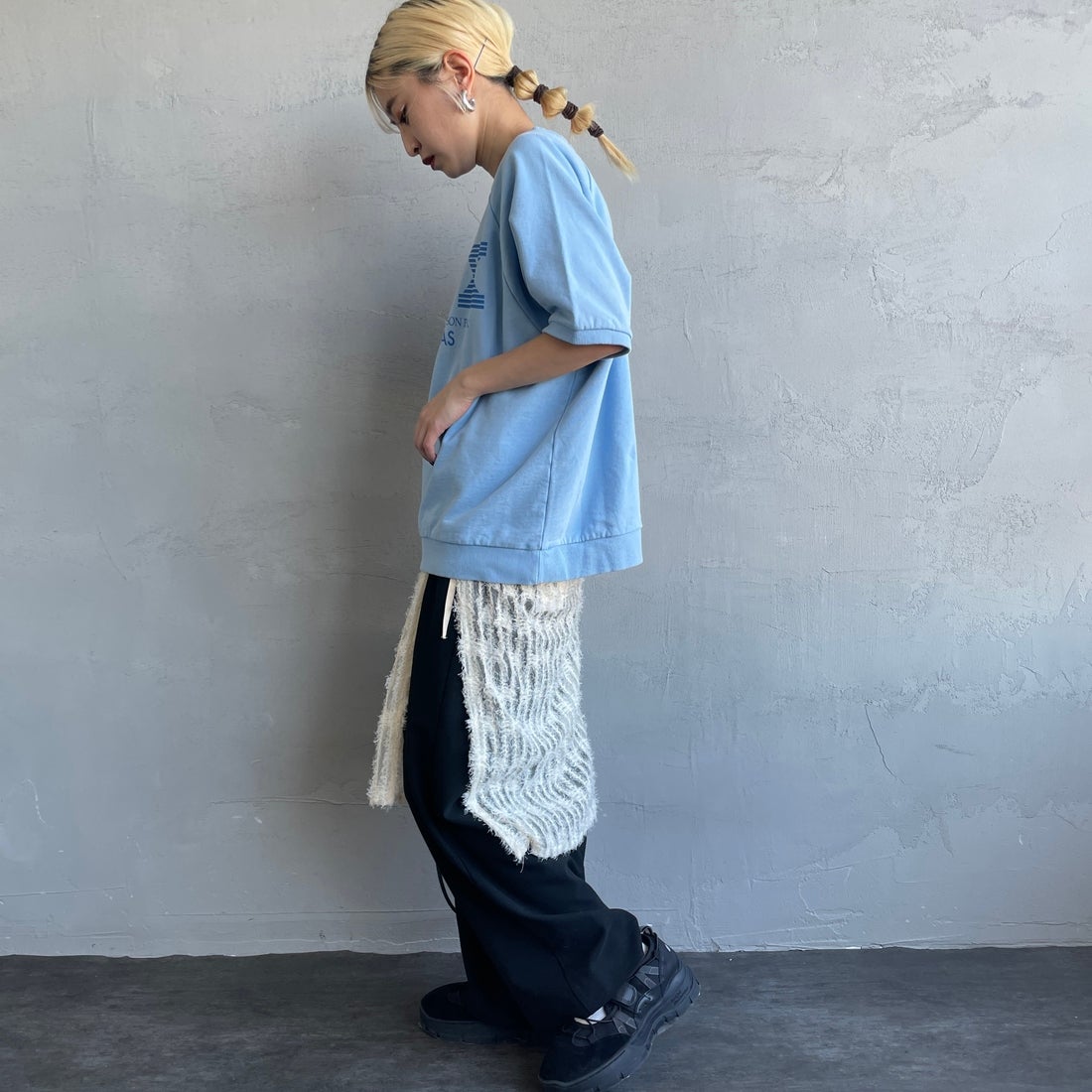 HANDTEX [ハンドテックス] 別注 ロゴプリント ラグランスリーブスウェット [HT7-CST-IN5-JF] ｻｯｸｽ &&モデル身長：150cm 着用サイズ：F&&