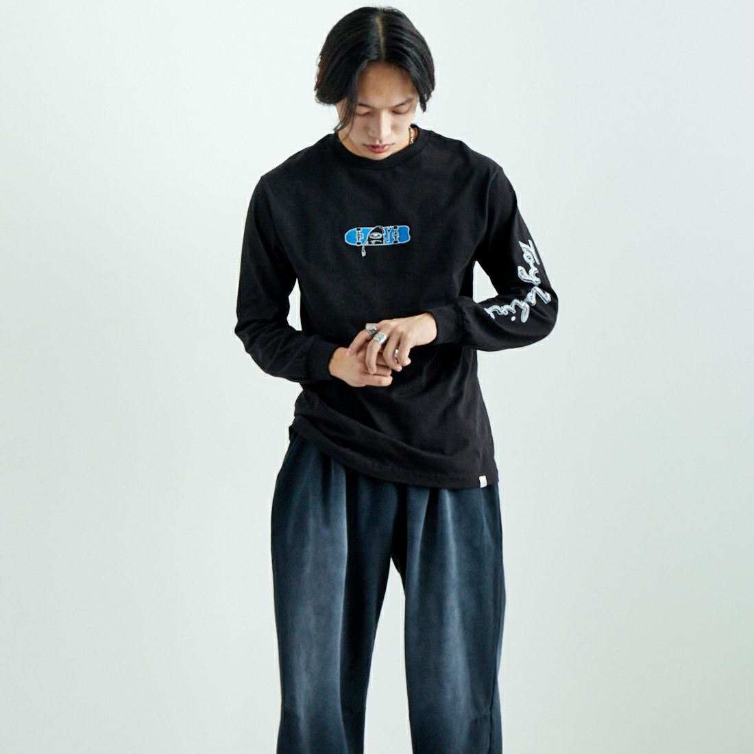 BLACK&&モデル身長：179cm 着用サイズ：M&&