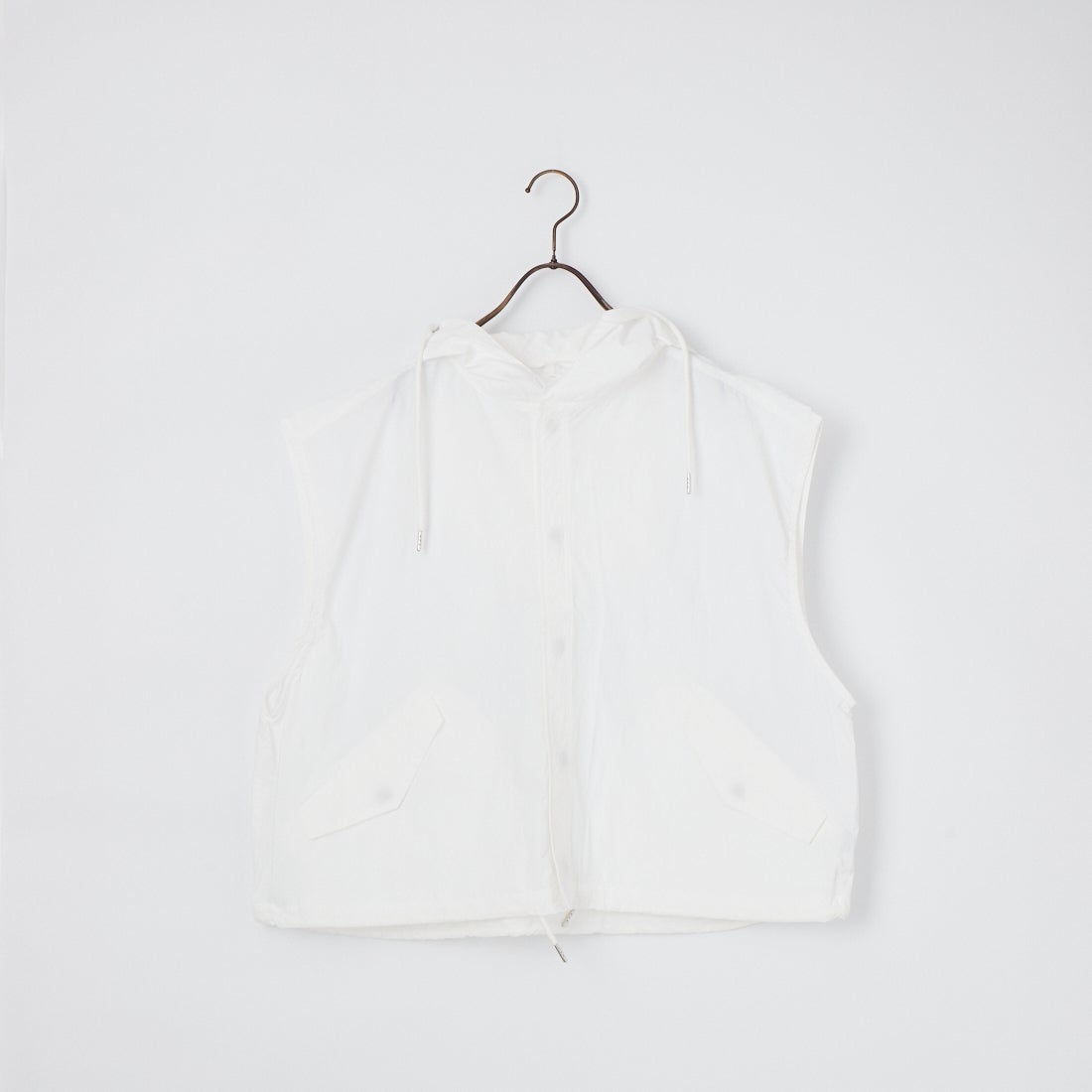 MILITARY [ミリタリー] 別注 スノーパーカーベスト [T-25389007-JF] WHITE