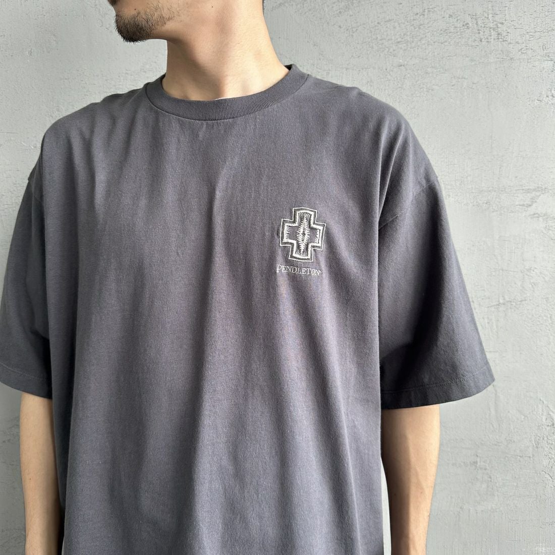 PENDLETON [ペンドルトン] 別注 ピグメント染め ヒストリーロゴバックプリントTシャツ [5275-0207-JF] SUMIKURO