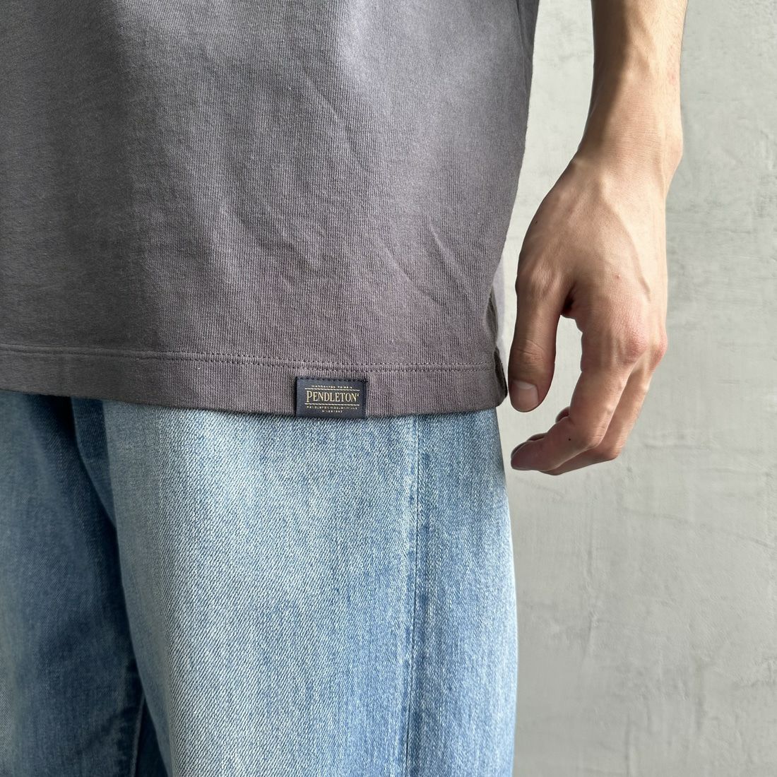 PENDLETON [ペンドルトン] 別注 ピグメント染め ヒストリーロゴバックプリントTシャツ [5275-0207-JF] SUMIKURO