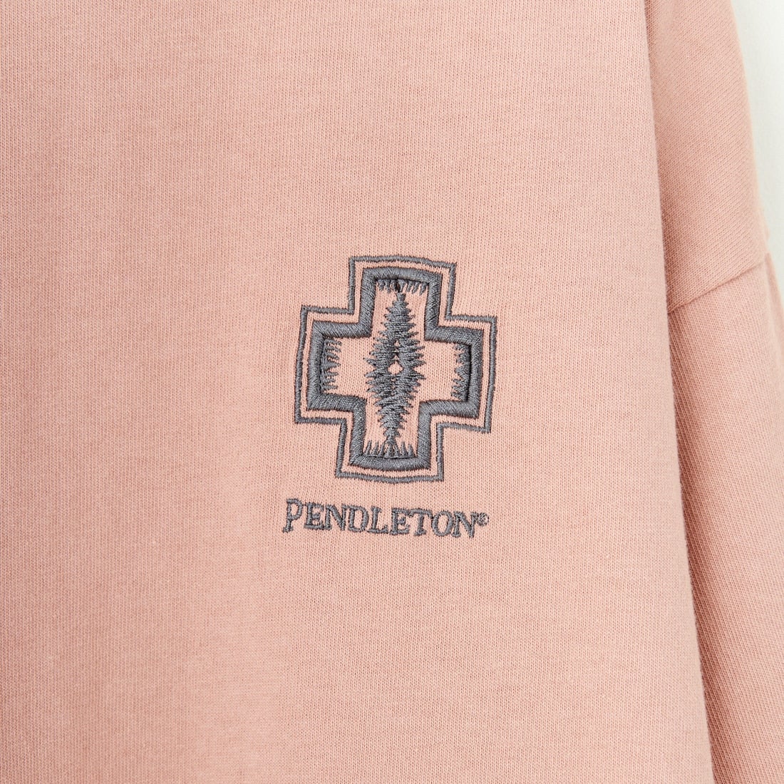 PENDLETON [ペンドルトン] 別注 ピグメント染め ヒストリーロゴバックプリントTシャツ [5275-0207-JF] PINK