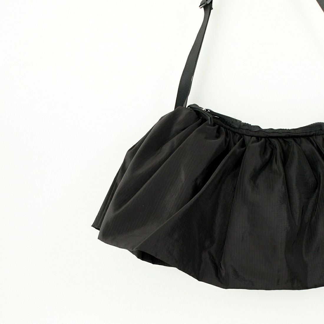 CONTROL FREAK [コントロールフリーク] シャドーフリルネオショルダーバッグ [244-120512] BLACK