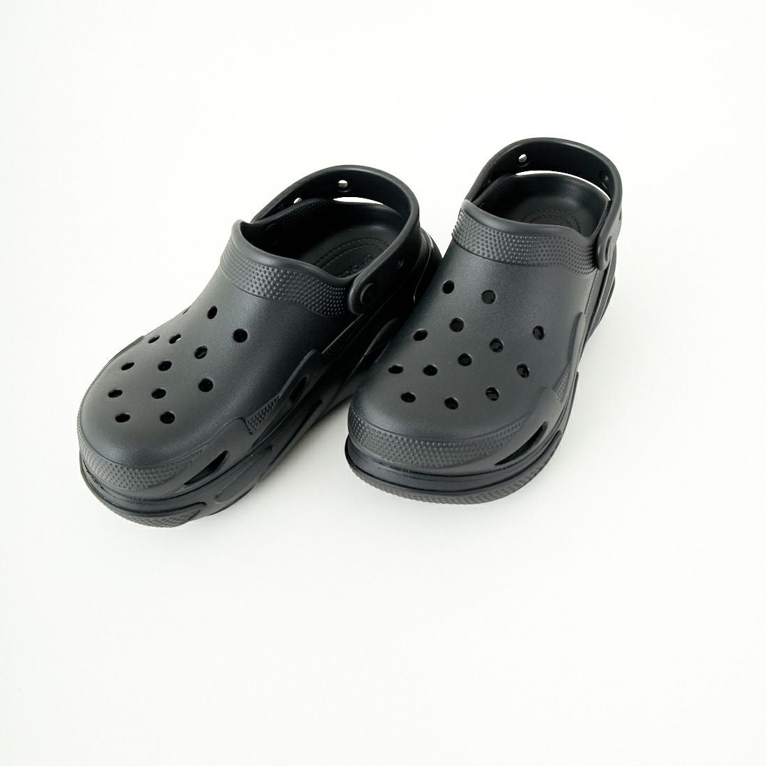 Crocs [クロックス] バブルクラッシュクロッグ [210061] BLACK