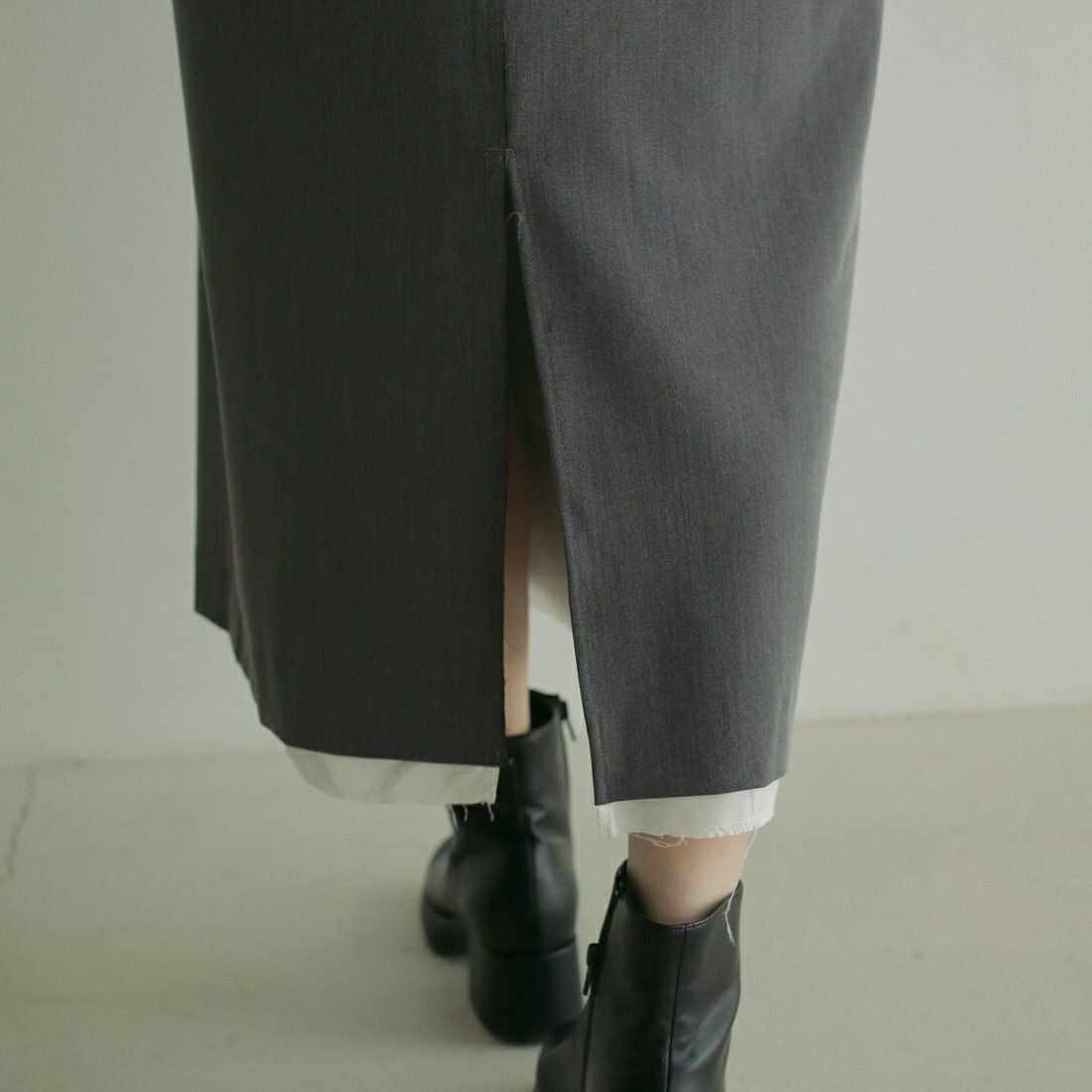 anuke [アンヌーク] カットオフVネックワンピース [62510324] GRY