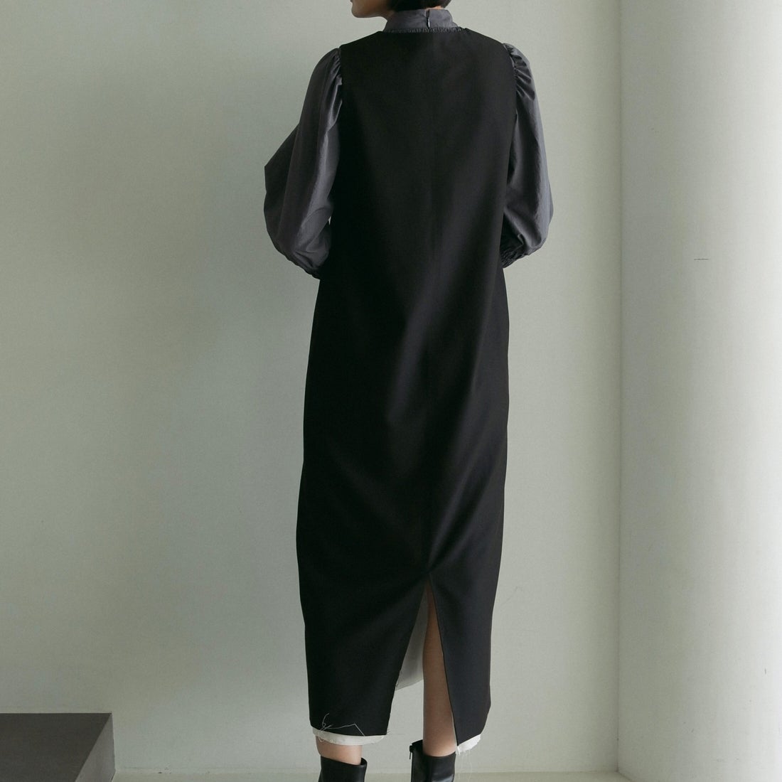 anuke [アンヌーク] カットオフVネックワンピース [62510324] BLK