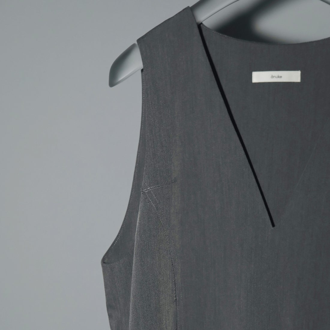 anuke [アンヌーク] カットオフVネックワンピース [62510324] GRY
