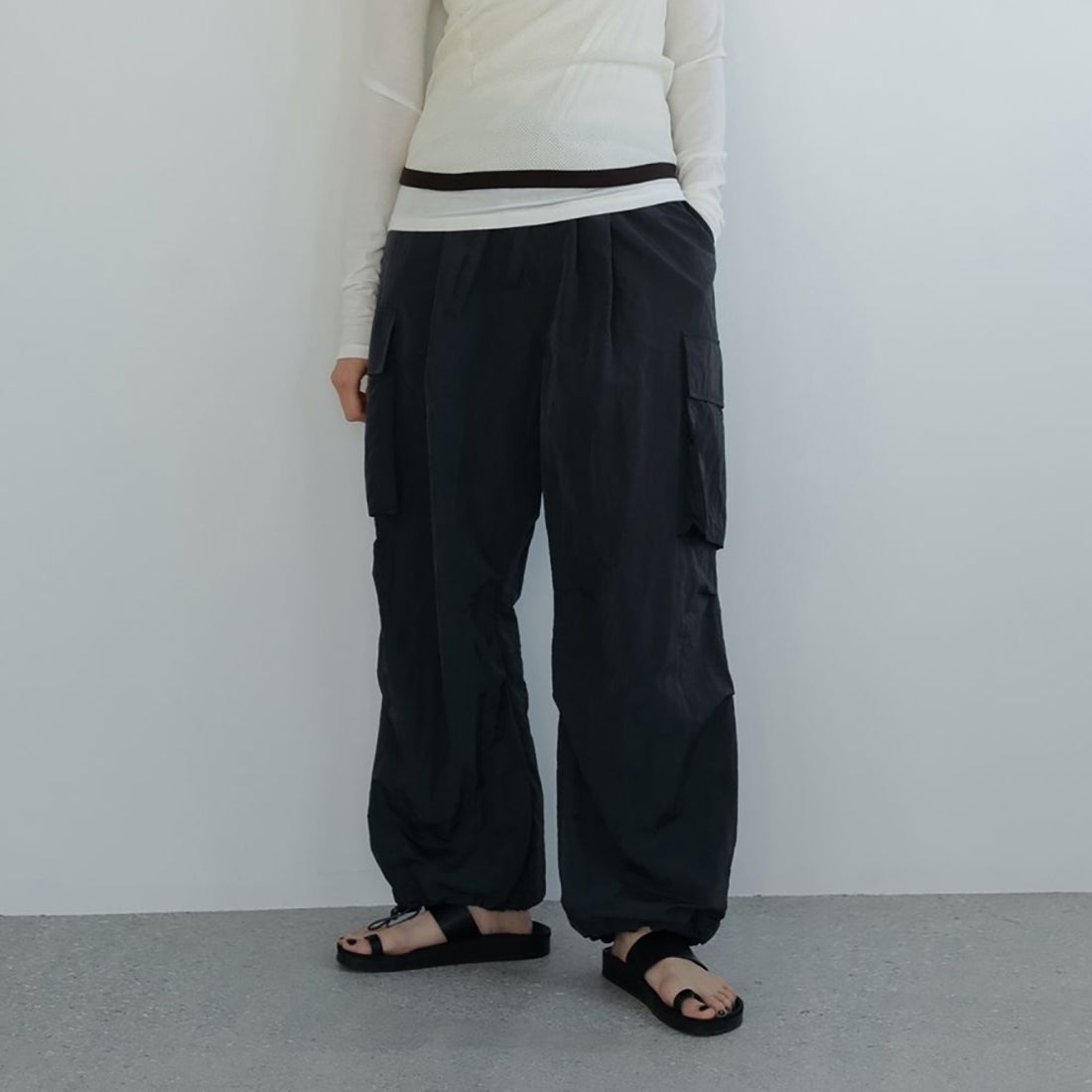 anuke [アンヌーク] ナイロンカーゴパンツ [62510703] BLK