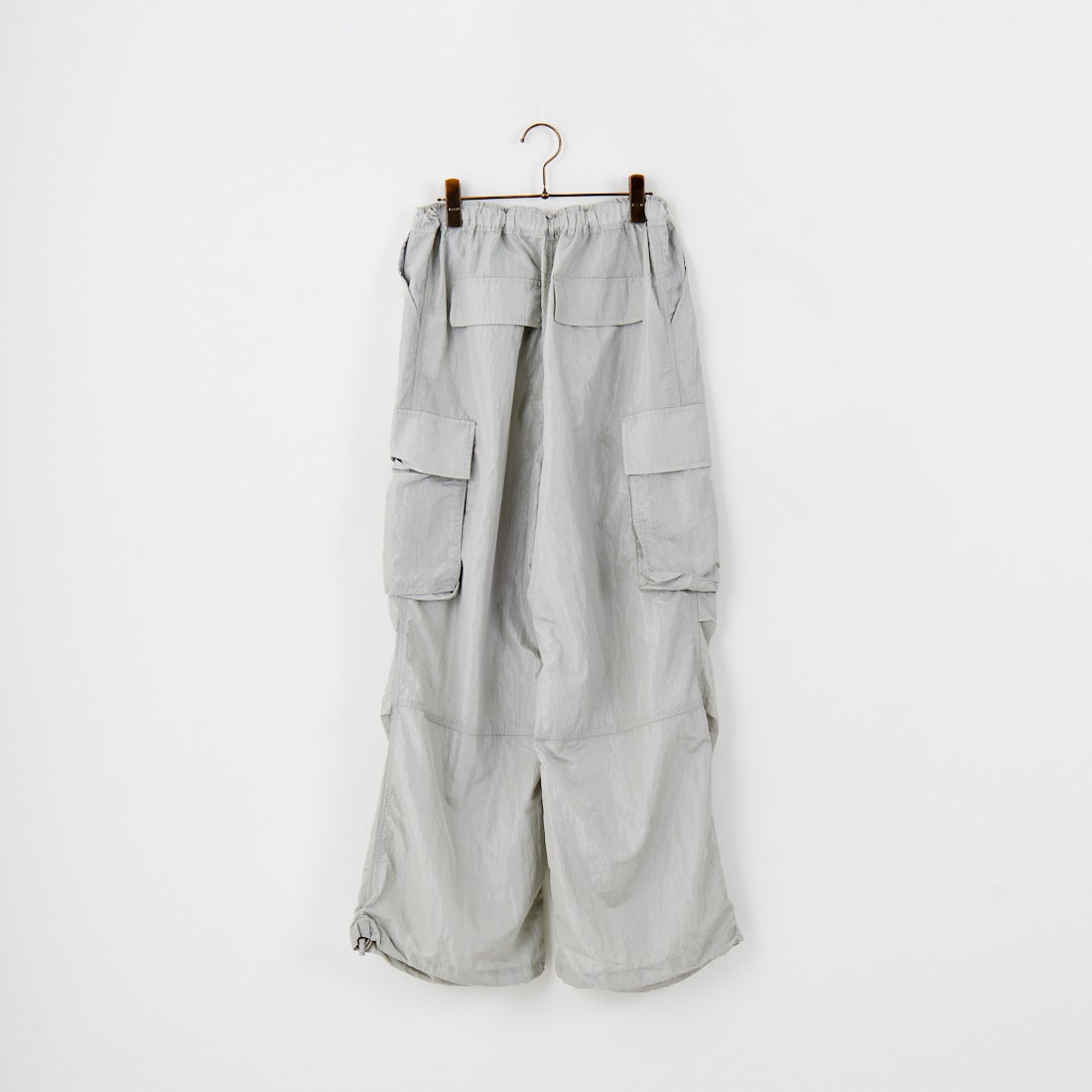 anuke [アンヌーク] ナイロンカーゴパンツ [62510703] I.BLU