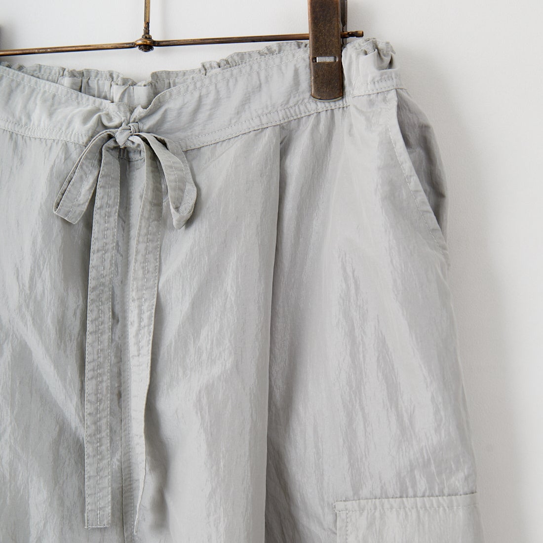 anuke [アンヌーク] ナイロンカーゴパンツ [62510703] I.BLU