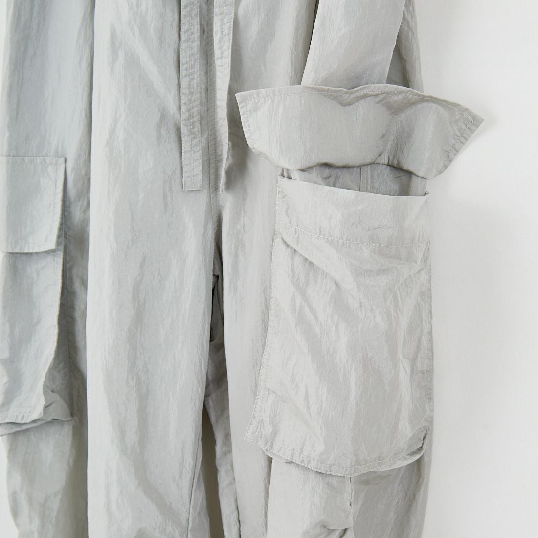 anuke [アンヌーク] ナイロンカーゴパンツ [62510703] I.BLU