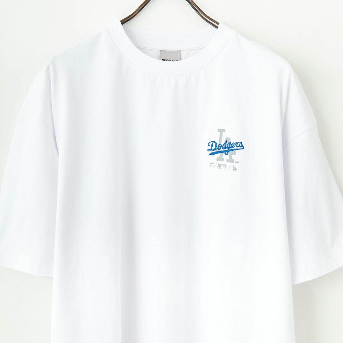 Fanatics [ファナティクス] 別注 MLB ワンポイントロゴ刺繍Tシャツ [ML0124FW0013-1-JF] WHITE