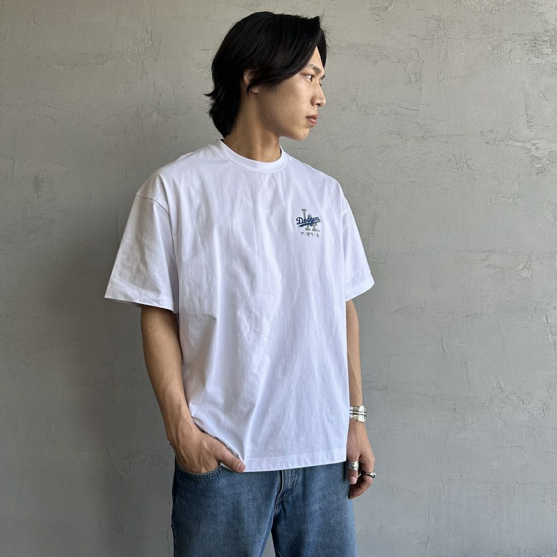 WHITE&&モデル身長：179cm 着用サイズ：L&&