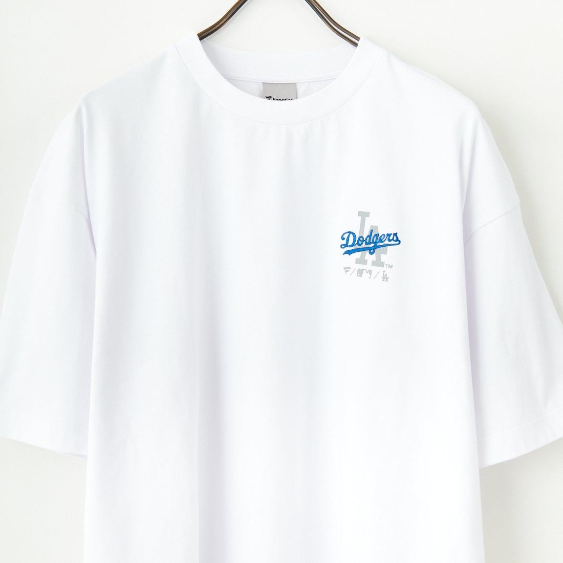 Fanatics [ファナティクス] 別注 MLB ワンポイントロゴ刺繍Tシャツ [ML0124FW0013-1-JF] WHITE