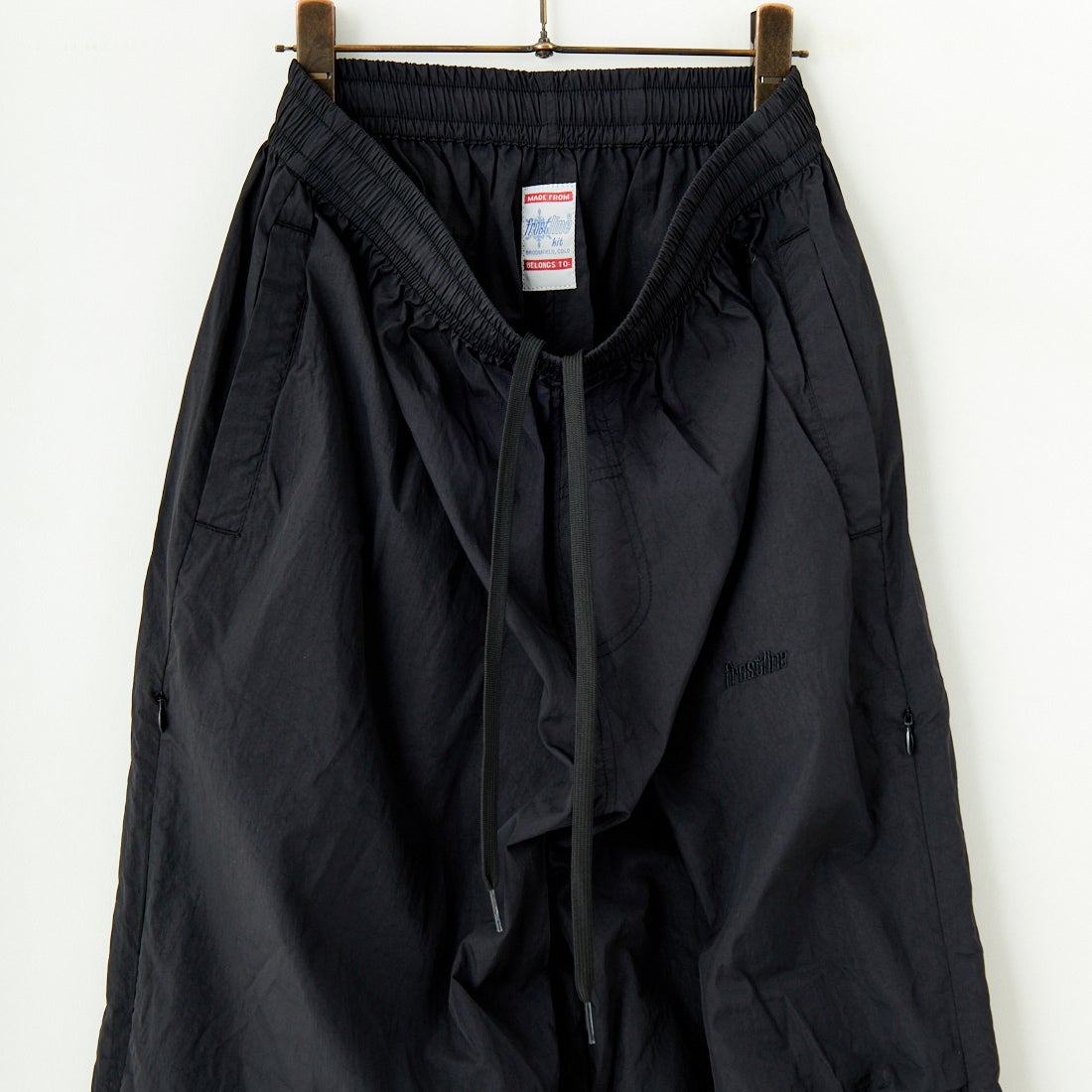 frostline [フロストライン] 別注 ナイロンパンツ [FL7-PT-IN5-JF] BLACK