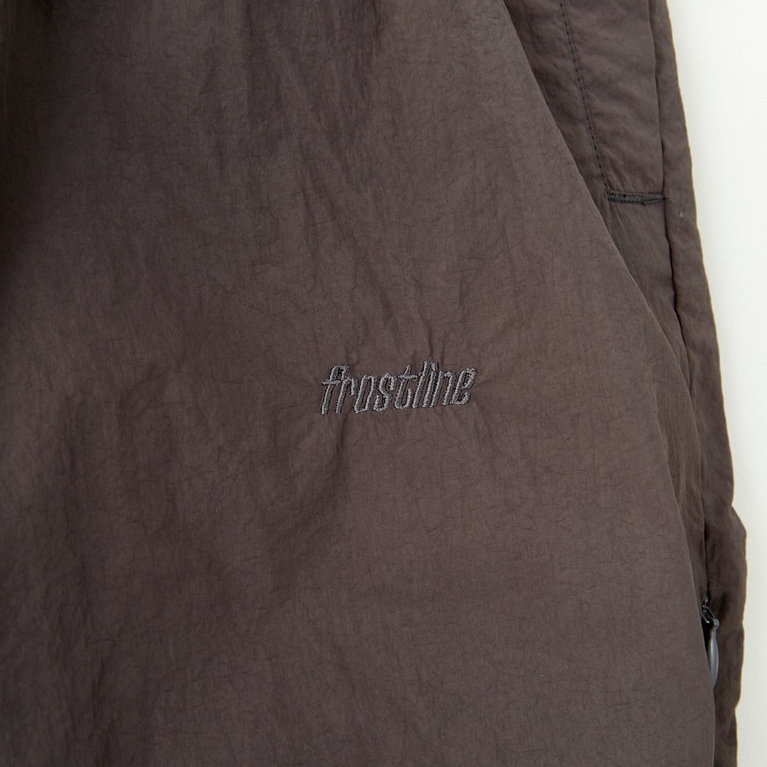 frostline [フロストライン] 別注 ナイロンパンツ [FL7-PT-IN5-JF] CHARCOAL