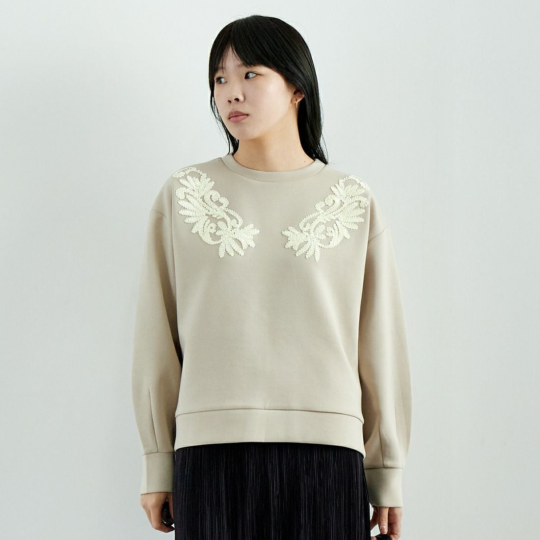 27 ｸﾞﾚｰｼﾞｭ&&モデル身長：167cm 着用サイズ：F&&