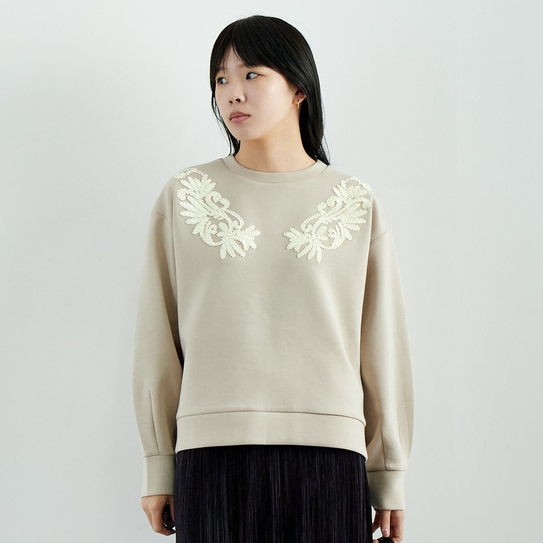 27 ｸﾞﾚｰｼﾞｭ&&モデル身長：167cm 着用サイズ：F&&