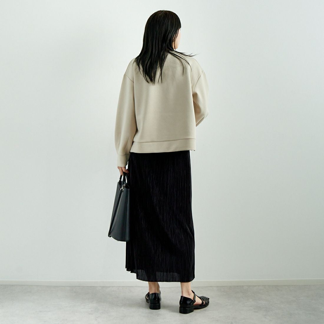 Jeans Factory Clothes [ジーンズファクトリークローズ] ダンボールニットテープ刺繍プルオーバー [149809] 27 ｸﾞﾚｰｼﾞｭ &&モデル身長：167cm 着用サイズ：F&&