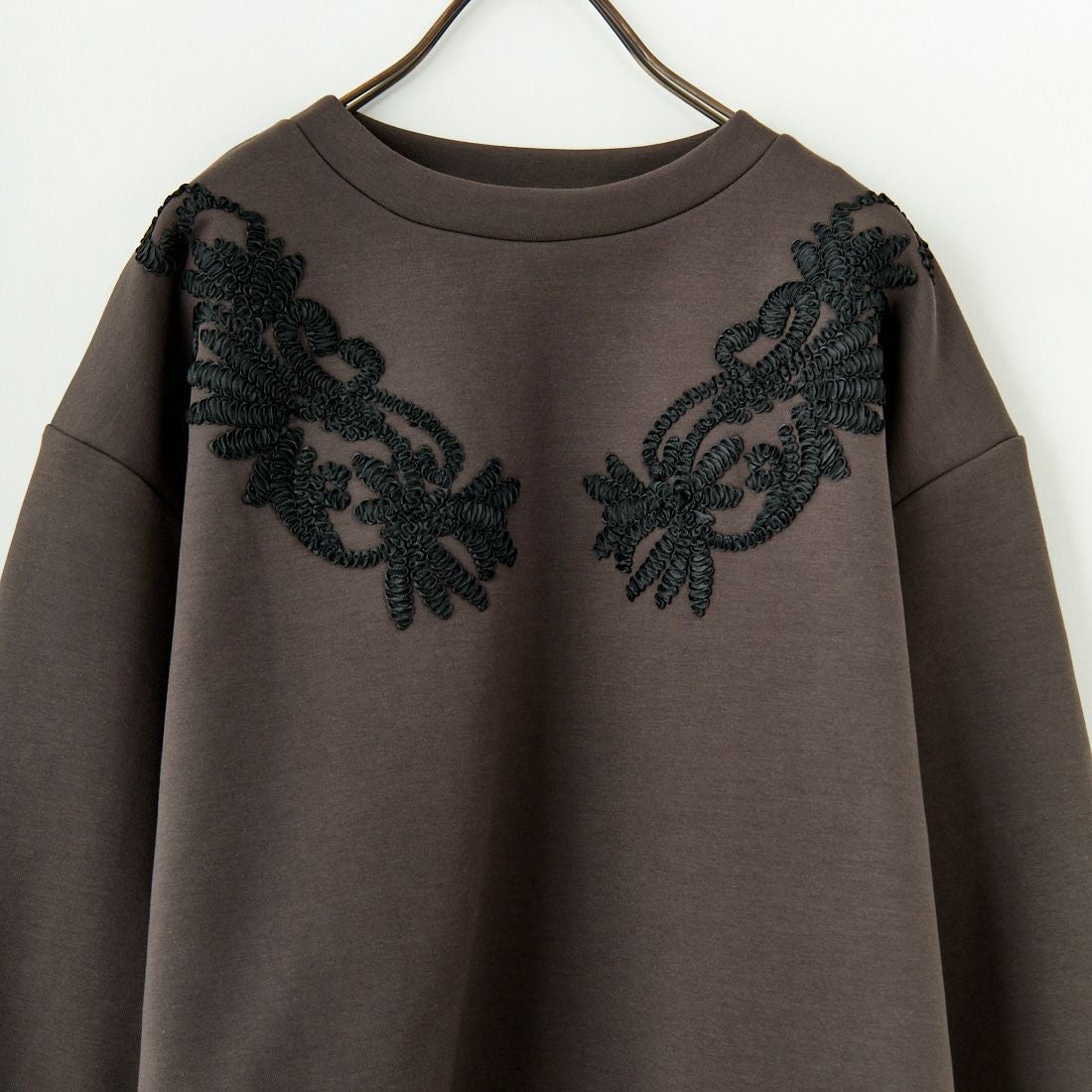 Jeans Factory Clothes [ジーンズファクトリークローズ] ダンボールニットテープ刺繍プルオーバー [149809] 08 ﾁｬｺｰﾙ