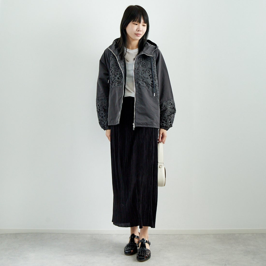 Jeans Factory Clothes [ジーンズファクトリークローズ] レースコンビパーカー [151201] 08 ﾁｬｺｰﾙ &&モデル身長：167cm 着用サイズ：F&&