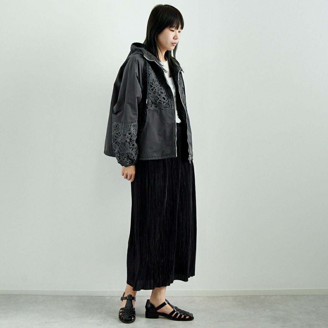 Jeans Factory Clothes [ジーンズファクトリークローズ] レースコンビパーカー [151201] 08 ﾁｬｺｰﾙ &&モデル身長：167cm 着用サイズ：F&&