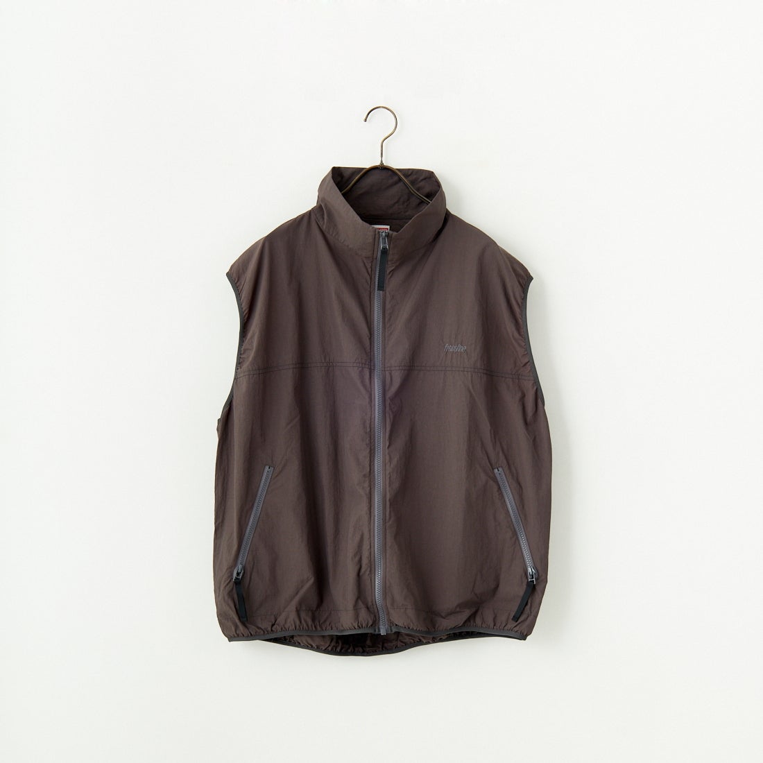 frostline [フロストライン] 別注 ナイロンベスト [FL9-VT-IN5-JF] CHARCOAL