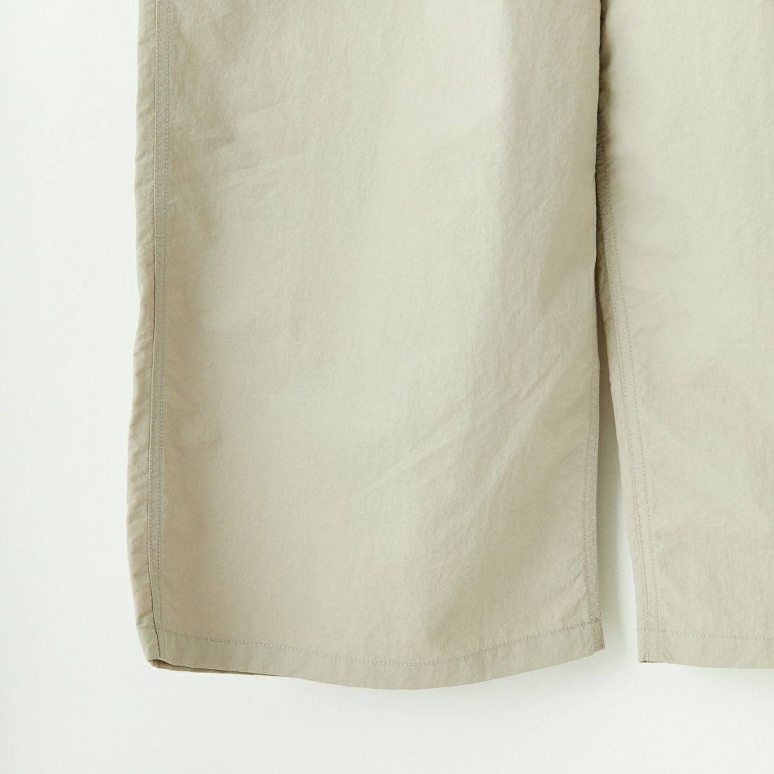 GRAMiCCi [グラミチ] 別注 2タックタッサーナイロンワイドパンツ [GUP5-S2050-JF] DUNE