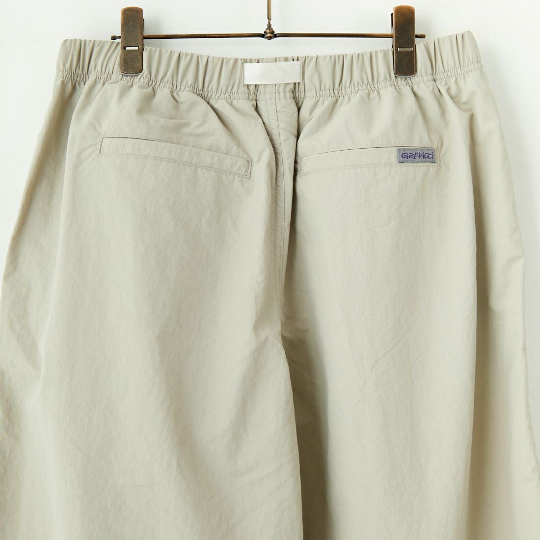 GRAMiCCi [グラミチ] 別注 2タックタッサーナイロンワイドパンツ [GUP5-S2050-JF] DUNE