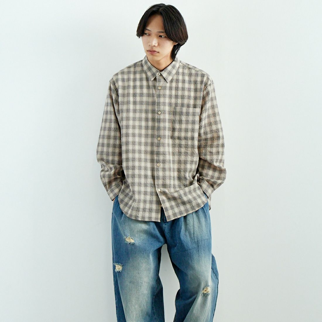 Noir Fabrik [ヌワールファブリック] エアコットンサッカーレギュラーカラーシャツ [JFCM-PS52-02] BEG CHECK &&モデル身長：179cm 着用サイズ：L&&