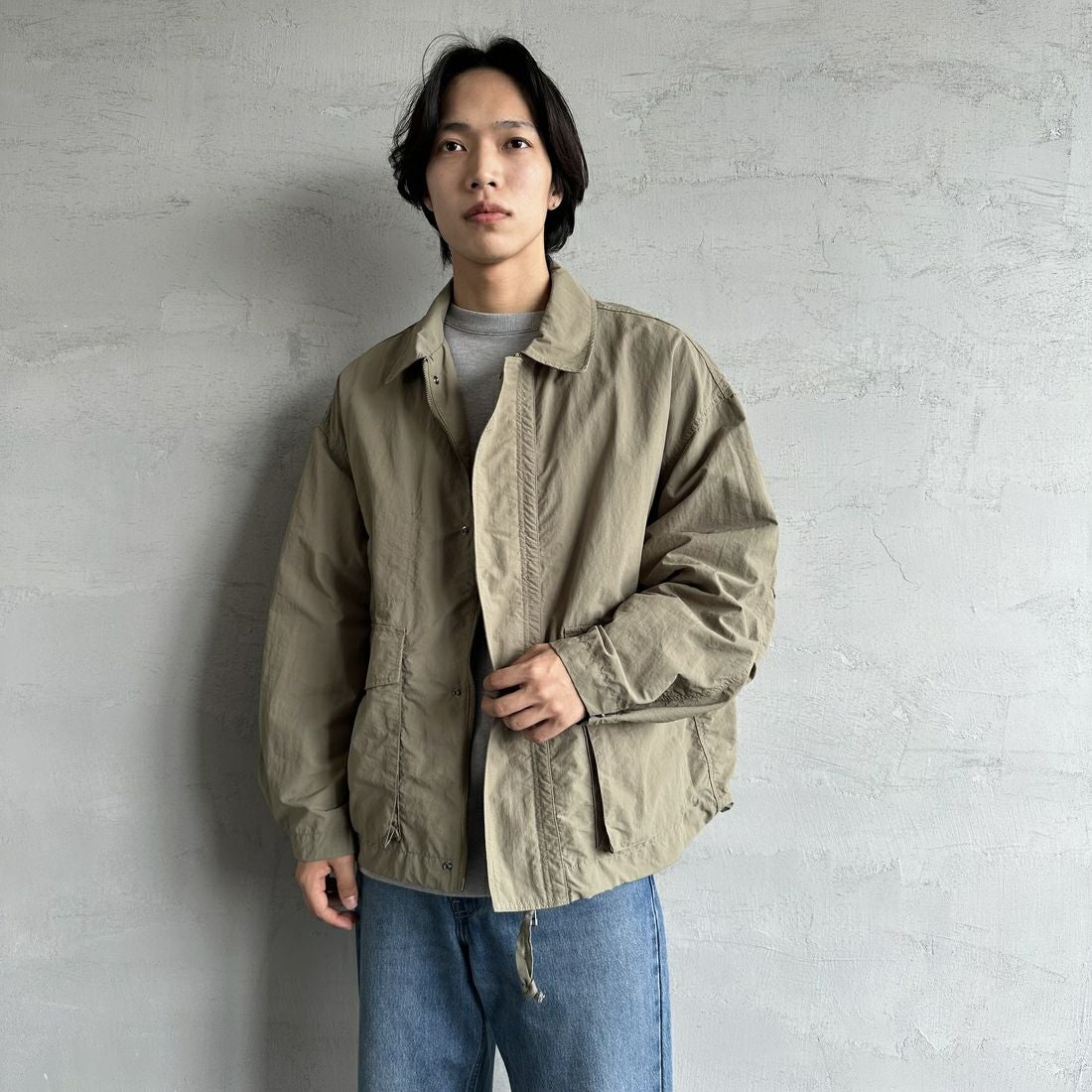 Jeans Factory Clothes [ジーンズファクトリークローズ] ウォッシャブルナイロンショートM-51ジャケット [JFC-251-013] OLIVE &&モデル身長：179cm 着用サイズ：L&&