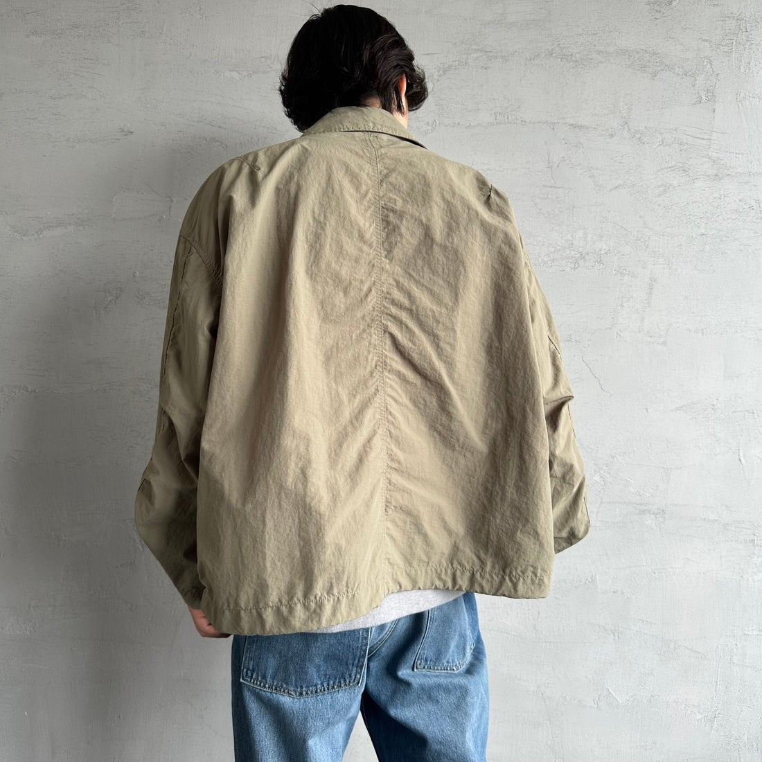 Jeans Factory Clothes [ジーンズファクトリークローズ] ウォッシャブルナイロンショートM-51ジャケット [JFC-251-013] OLIVE &&モデル身長：179cm 着用サイズ：L&&