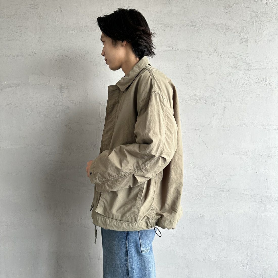 Jeans Factory Clothes [ジーンズファクトリークローズ] ウォッシャブルナイロンショートM-51ジャケット [JFC-251-013] OLIVE &&モデル身長：179cm 着用サイズ：M&&