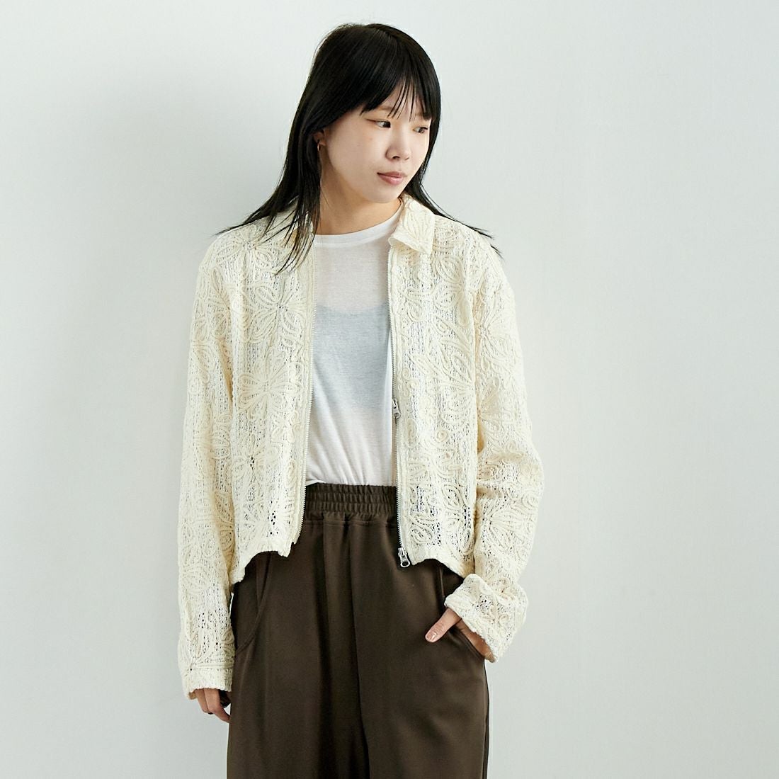 CLOCHE [クロシェ] コード刺繍レースブルゾン [51285558] 031 ｱｲﾎﾞﾘｰ &&モデル身長：167cm 着用サイズ：2&&