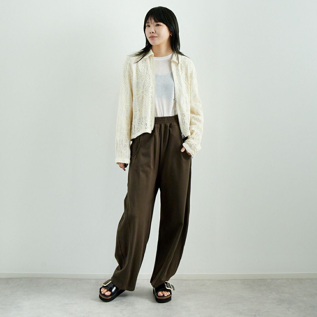 CLOCHE [クロシェ] コード刺繍レースブルゾン [51285558] 031 ｱｲﾎﾞﾘｰ &&モデル身長：167cm 着用サイズ：2&&