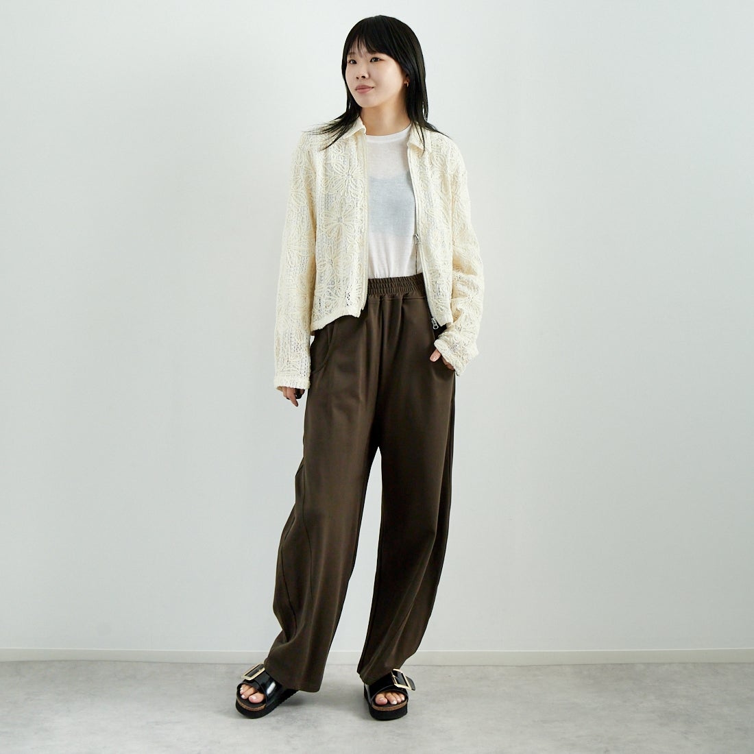 CLOCHE [クロシェ] コード刺繍レースブルゾン [51285558] 031 ｱｲﾎﾞﾘｰ &&モデル身長：167cm 着用サイズ：2&&