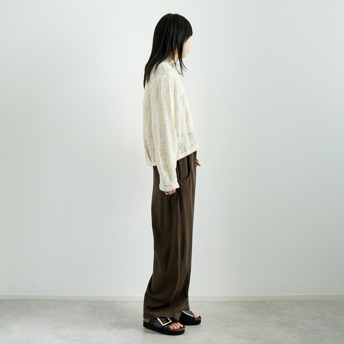 CLOCHE [クロシェ] コード刺繍レースブルゾン [51285558] 031 ｱｲﾎﾞﾘｰ &&モデル身長：167cm 着用サイズ：2&&