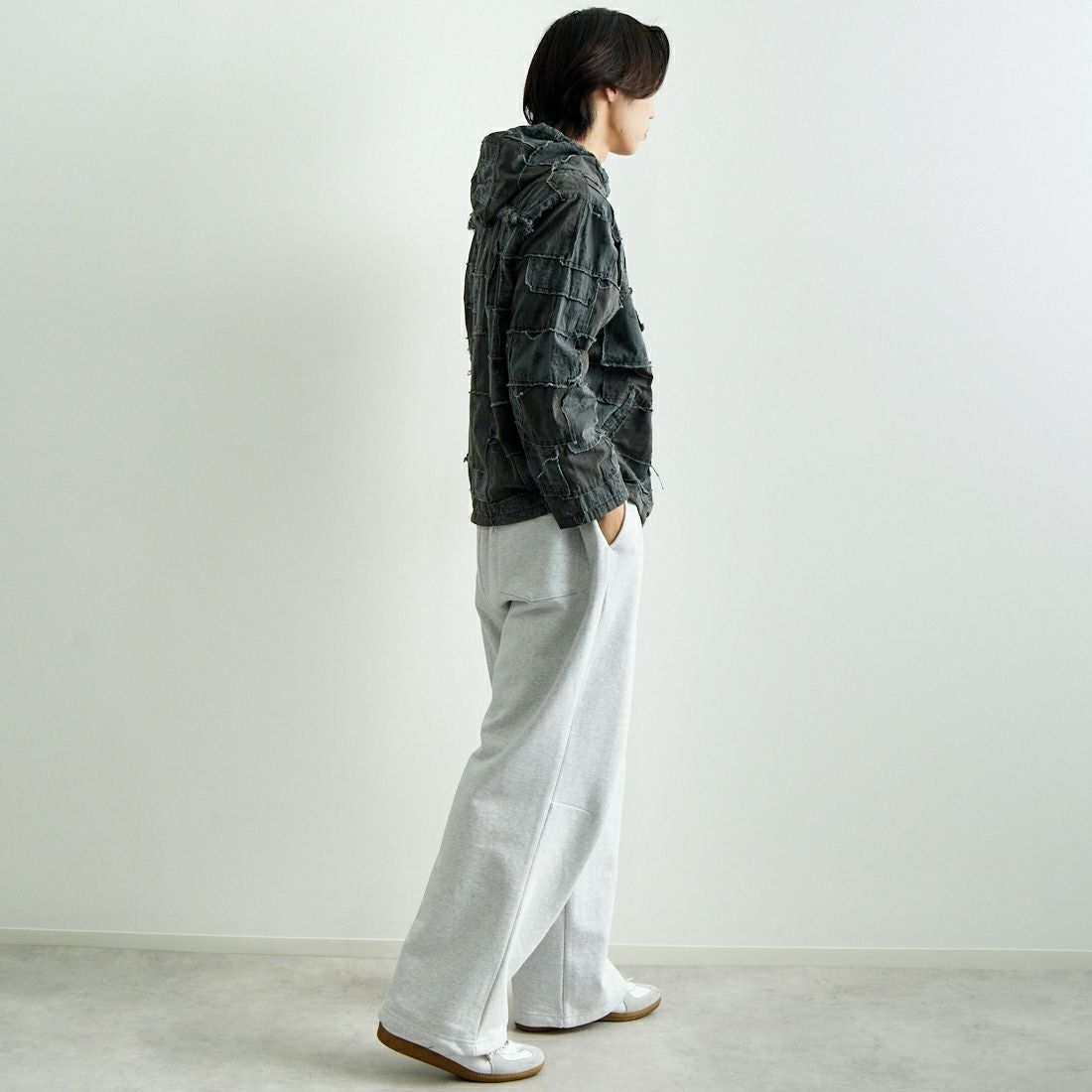 HELLO CALIF [ハローカリフ] HAV-A-HANK パッチワークフーディ [651007] BLACK &&モデル身長：179cm 着用サイズ：M&&