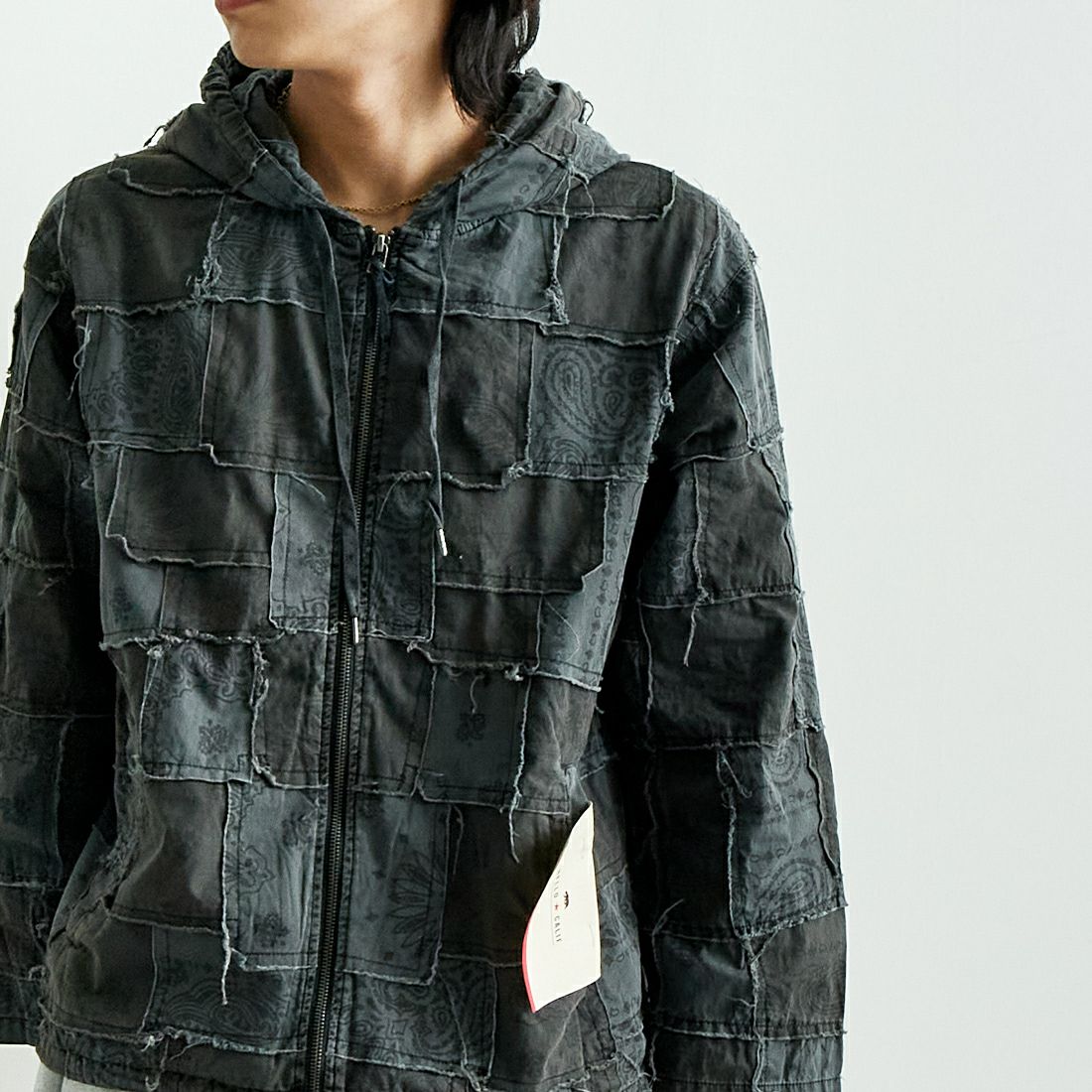 HELLO CALIF [ハローカリフ] HAV-A-HANK パッチワークフーディ [651007] BLACK