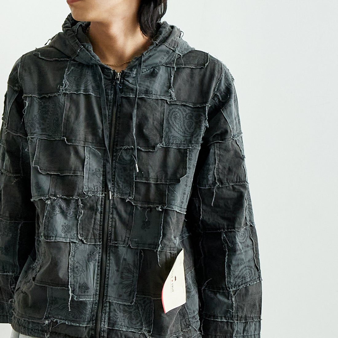 HELLO CALIF [ハローカリフ] HAV-A-HANK パッチワークフーディ [651007] BLACK