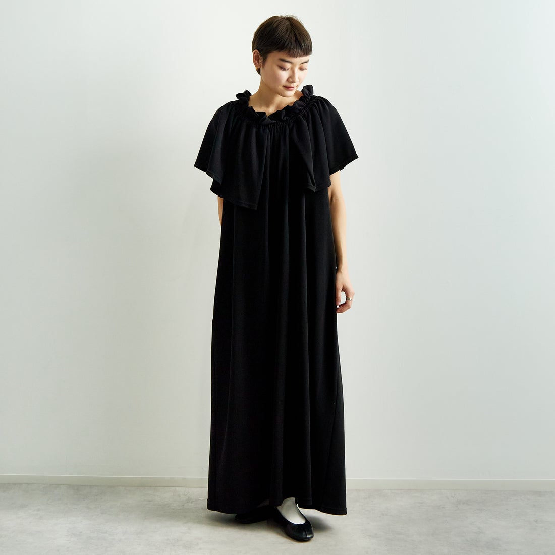 BLACK&&モデル身長：160cm 着用サイズ：F&&