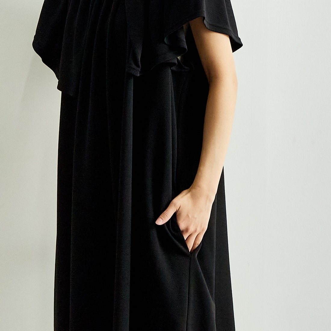 USINE [ユジーヌ] オフショルカットソーワンピース [2510403] BLACK