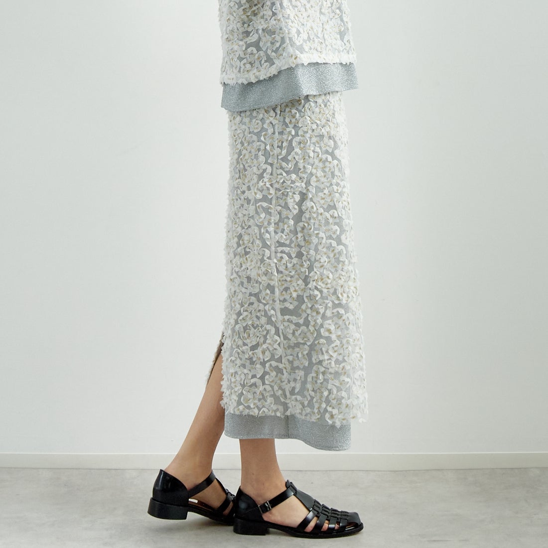 USINE [ユジーヌ] モチーフ柄タイトスカート [2510303] OFF WHITE &&モデル身長：167cm 着用サイズ：F&&