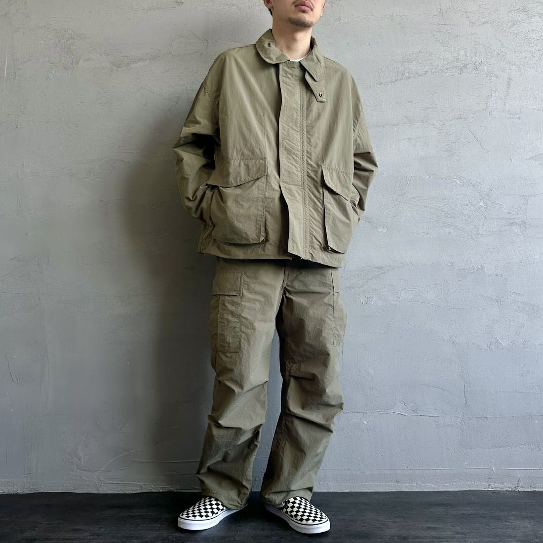 Jeans Factory Clothes [ジーンズファクトリークローズ] ウォッシャブルナイロンM-51カーゴパンツ [JFC-252-014] OLIVE &&モデル身長：168cm 着用サイズ：M&&