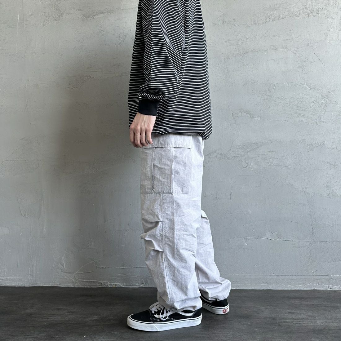Jeans Factory Clothes [ジーンズファクトリークローズ] ウォッシャブルナイロンM-51カーゴパンツ [JFC-252-014] OFF &&モデル身長：168cm 着用サイズ：L&&